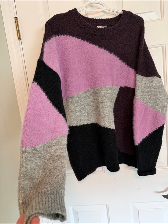 Noisy may Sweaters - Noisy May Geometric Colorblock Crewneck in Pink, Gray, Black, Plum